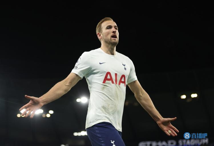 TA:业内人士认为若曼城签下哈兰德,曼联就会砸钱签下凯恩